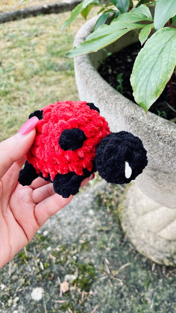 Peluche coccinelle