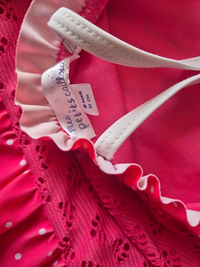 Maillot bain 1 pièce bébé fille taille 18mois - photo numéro 3