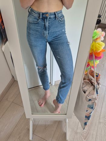Jean mom