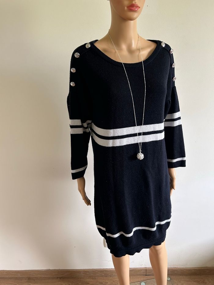 Robe pull bleue marine et blanche Morgan taille S bon état - photo numéro 2