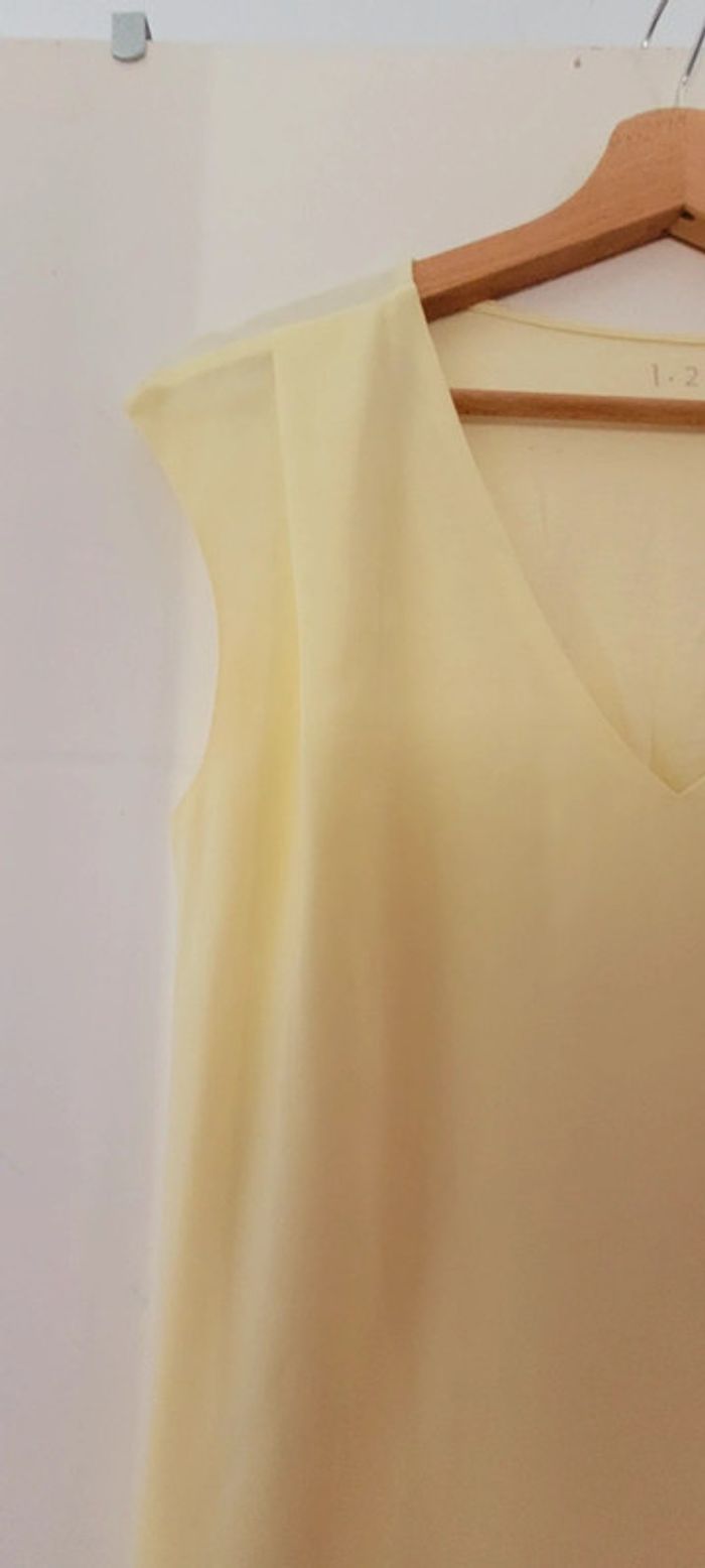Haut 1.2.3 jaune clair viscose effet fluide taille 40 parfait état - photo numéro 7