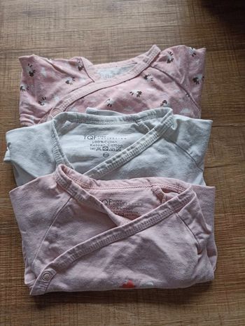 Lot 3 bodies manches longues filles 6 mois