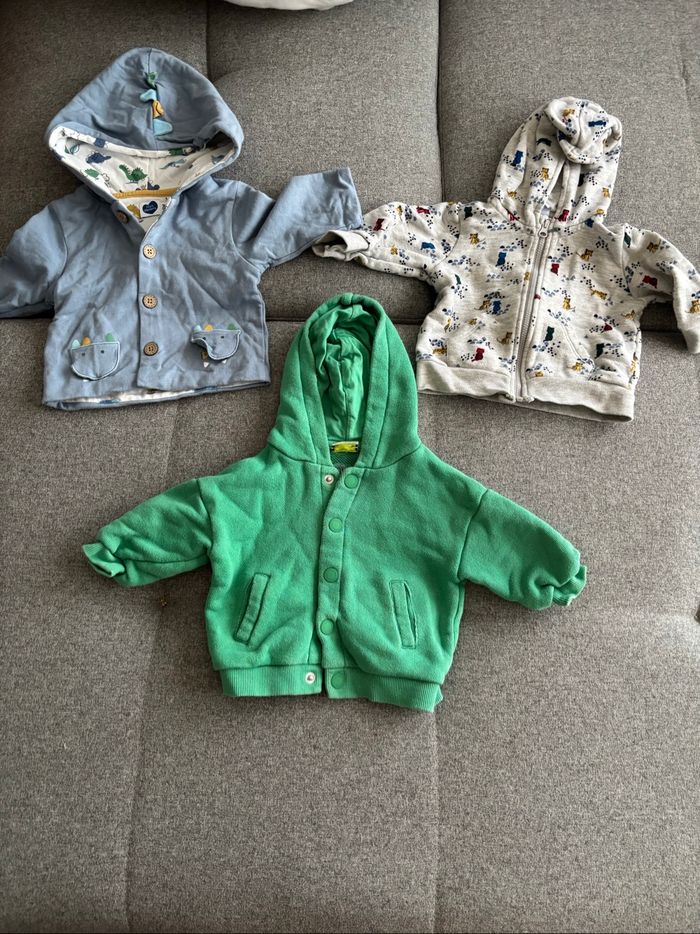 Lot vêtement bébé garçon 6 mois - photo numéro 7