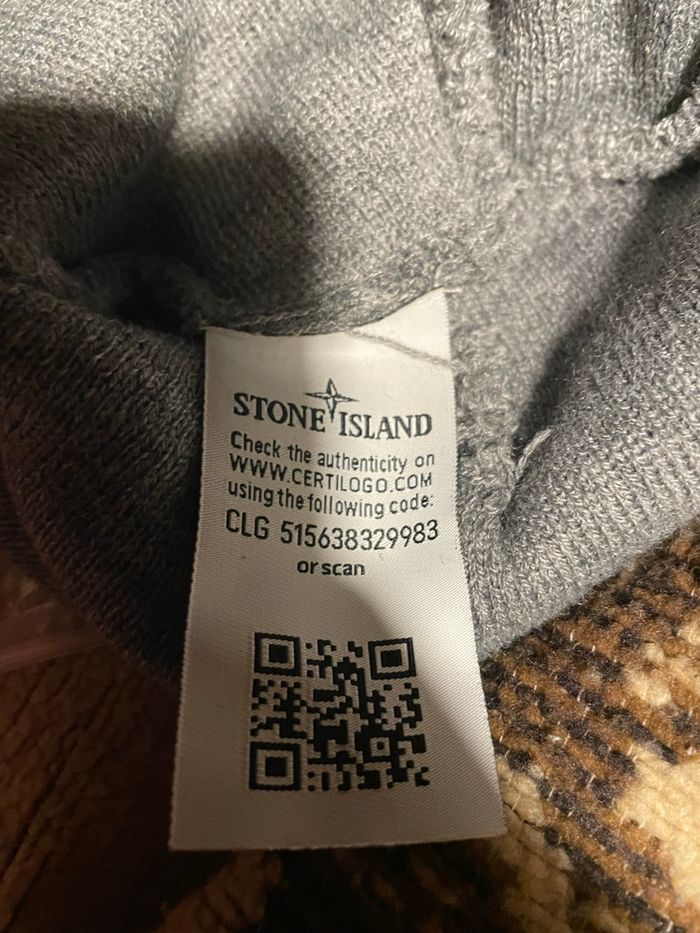 Bonnet stone island - photo numéro 2