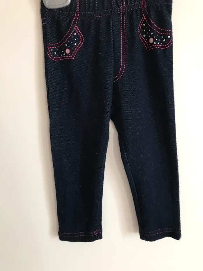 Legging 12 mois en très bon état