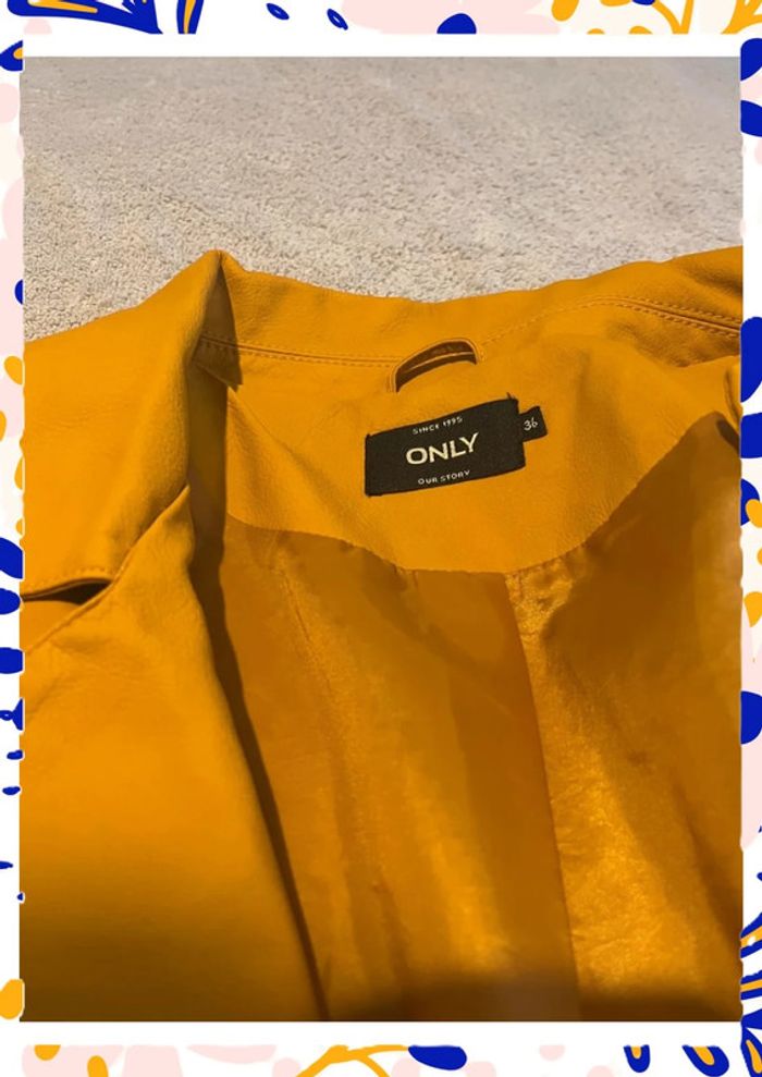 Veste effet cuir moutarde Only – Taille 36 🔥 - photo numéro 5