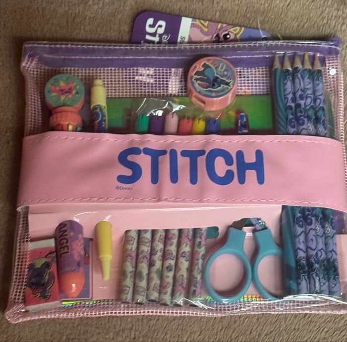 Trousse set de papeterie Stitch - photo numéro 4