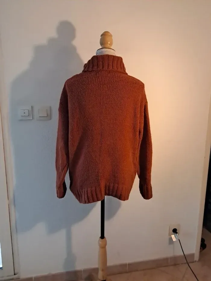 Pull XS - photo numéro 3