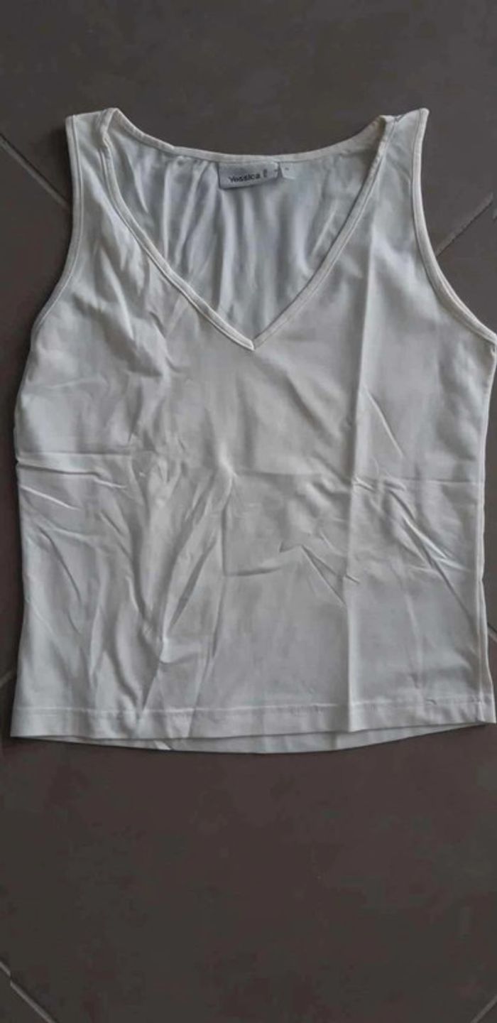 Debardeur blanc  T38 - photo numéro 3