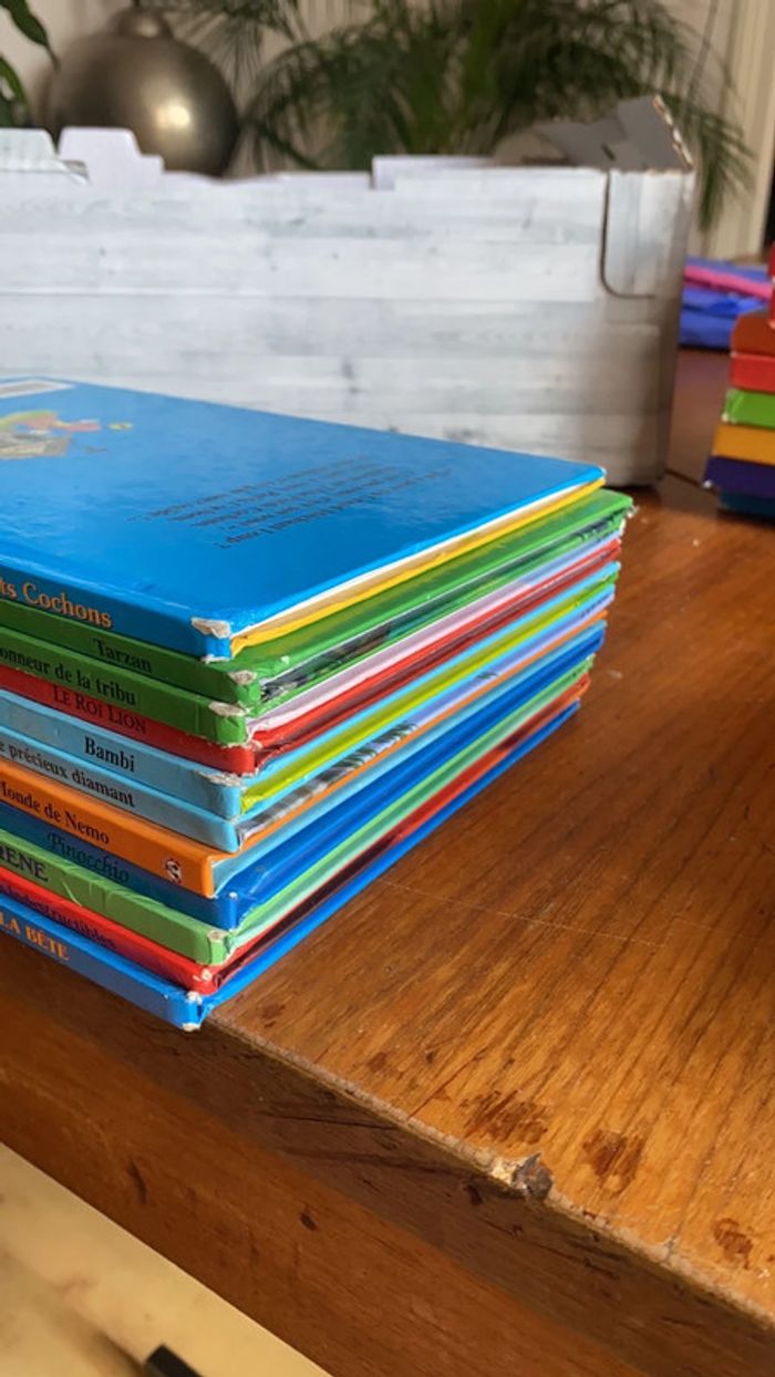 Lot livres Disney - photo numéro 3