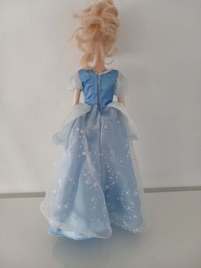 Poupée Cendrillon Disney - Édition 2013 - photo numéro 5