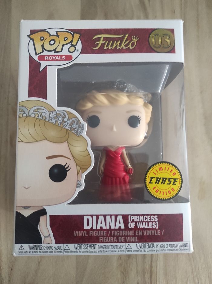 Figurine Funko pop Diana 03 chase edition ( Lady Di , Princess of Wales )