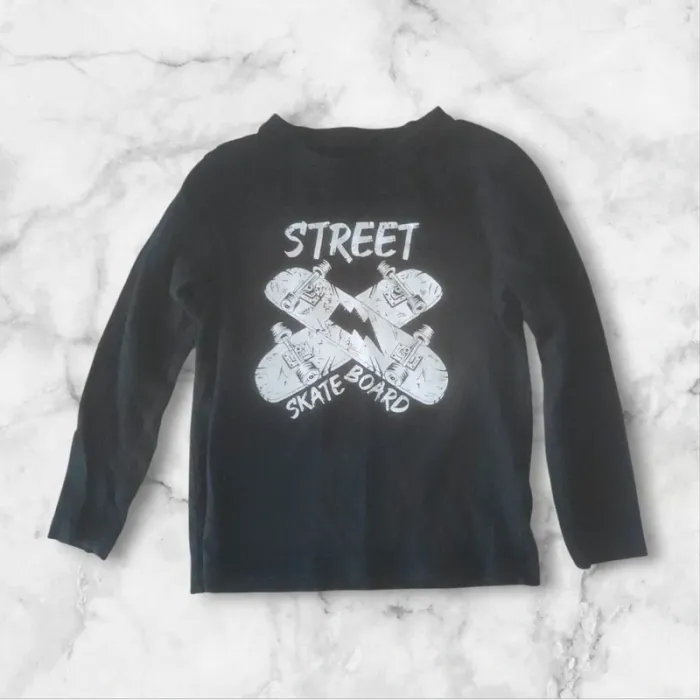 T-shirt manches longues taille 5 ans