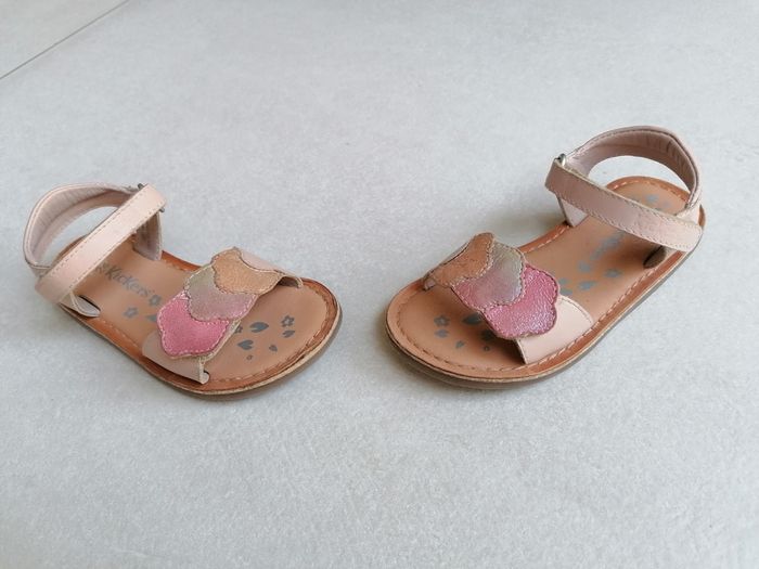 Superbes 😍 sandales 'Kickers' - photo numéro 4