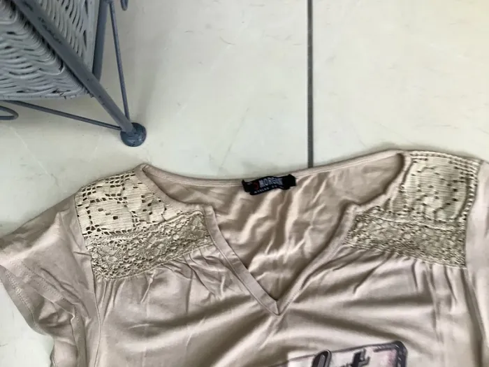2 tee-shirts - photo numéro 3
