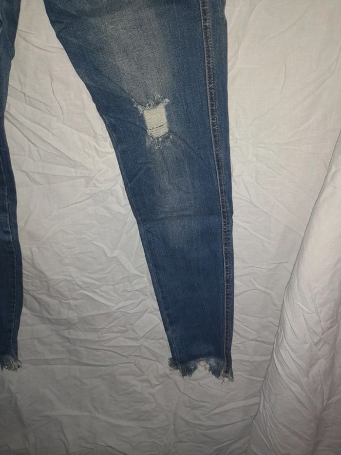 Jeans style usé bleu - photo numéro 3