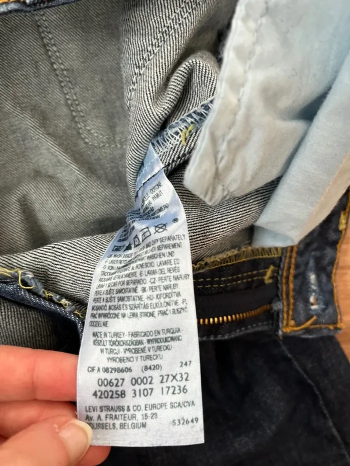 Jean femme Levi’s 627 straight fit 27 x 32 - photo numéro 4