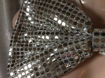 Pour déguisement grand noeud papillon sequins argentés
