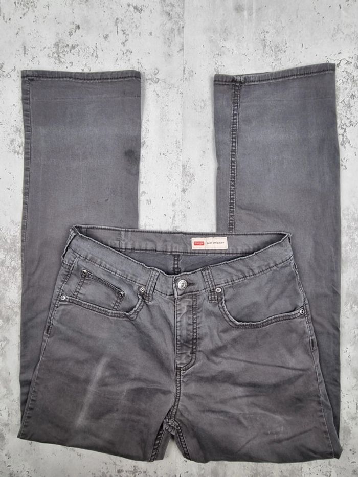 Jeans Wrangler Slim Straight gris – Taille 30x30 Hommes (mesures en photos) - photo numéro 2