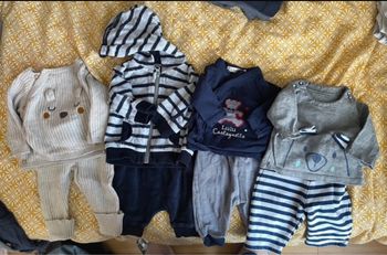 Lot vêtements bébé 1 mois