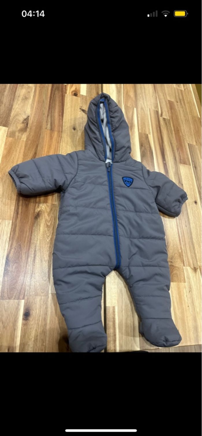 Combinaison bébé neuve