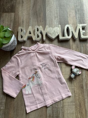 - Haut ML Kiabi  - 9 mois - Très bon état, mini tache 