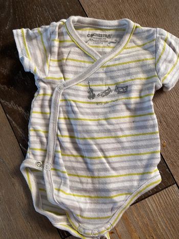 Body orchestra 1 mois manches courtes