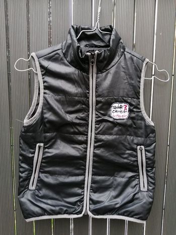 manteau sans manche noir 4 ans