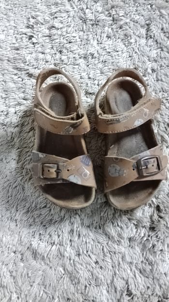 Sandales pointure 25