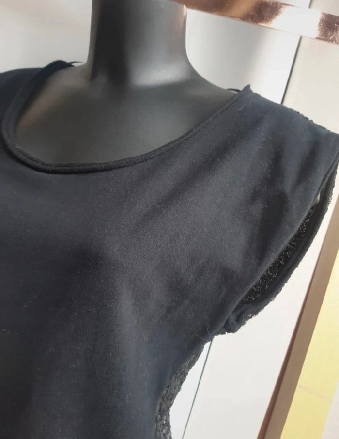 Ikks haut tee-shirt bi matière sequins noir T 36/38 en tbe - photo numéro 3