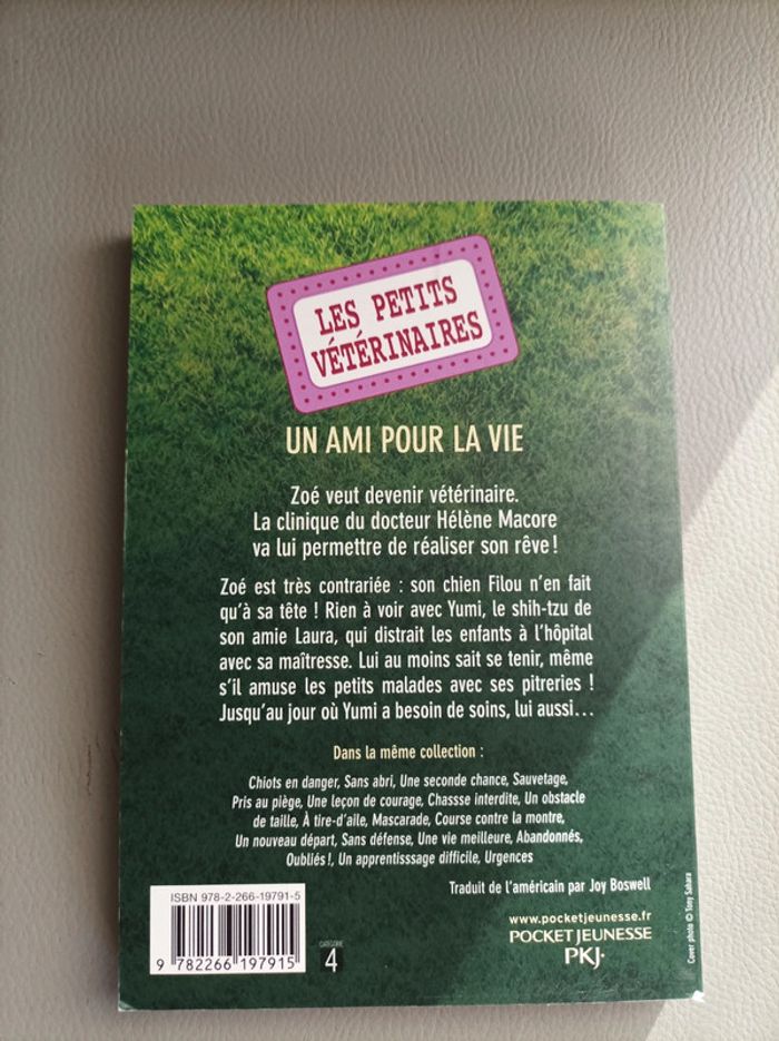 Livre "les petits vétérinaires" tome 5 neuf - photo numéro 2