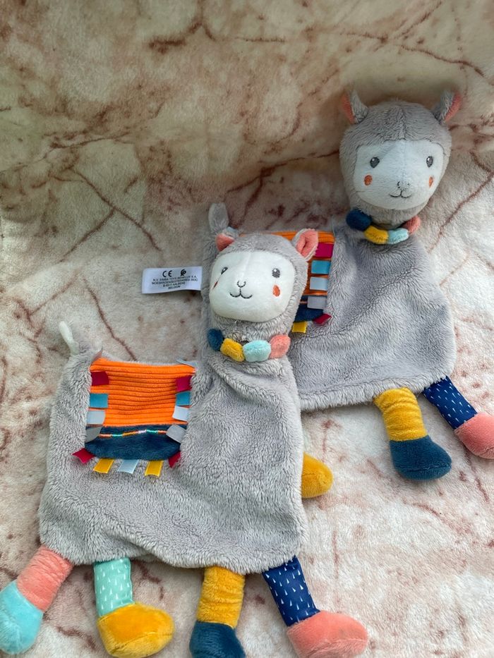 Doudou plat lama multicolore Kiabi Nicotoy