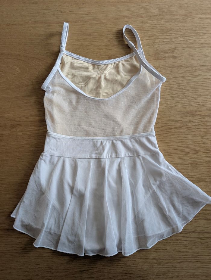 Justaucorps jupette taille 10/12 ans