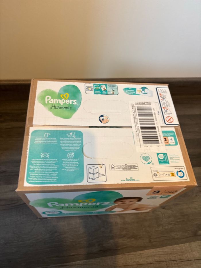 Couches Pampers harmonie - photo numéro 3
