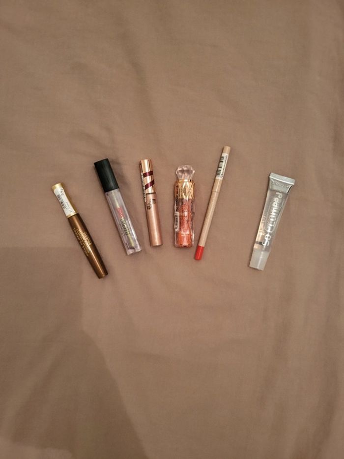 Lot maquillage neuf L'Oréal et autres