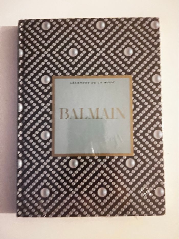 Livre les légendes de la mode sous blister