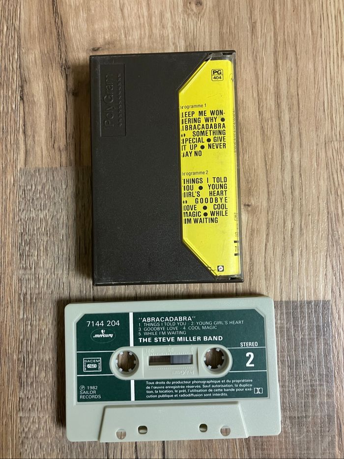 Cassette audio-The Steve Miller Band-Abracadabra - photo numéro 2