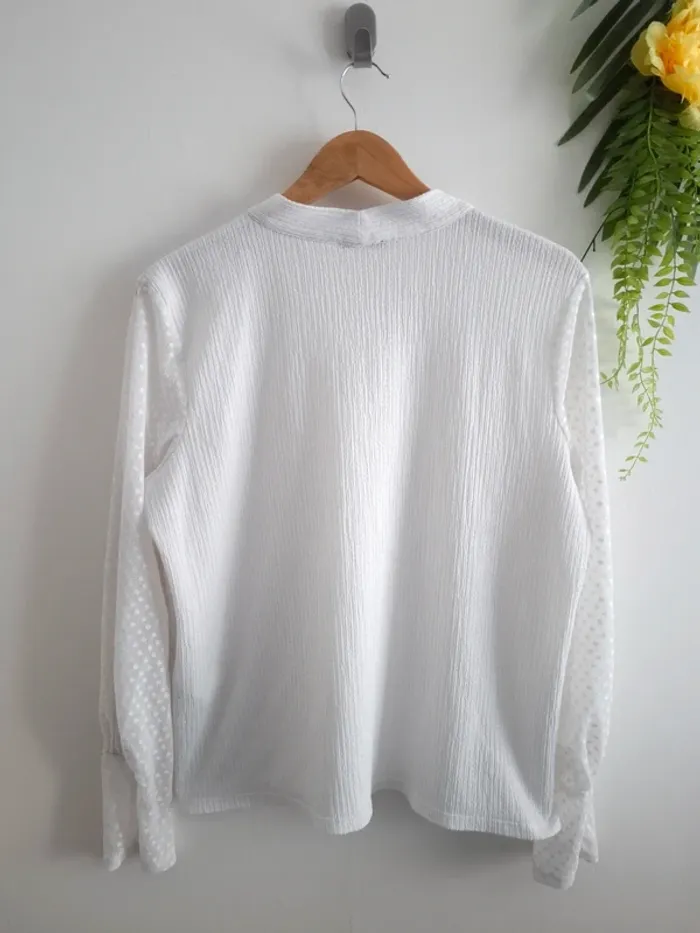 Haut Breal / Taille 4 - photo numéro 13