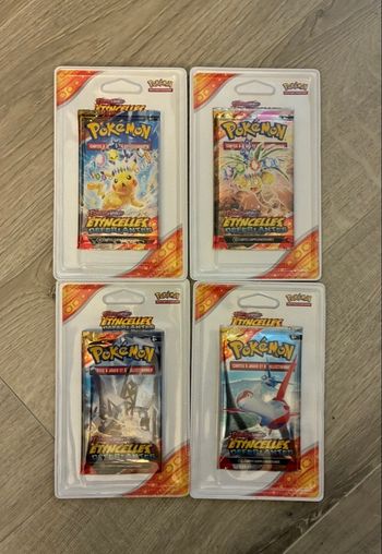 Lot de 4 blisters plastique boosters Etincelles Déferlantes EV08