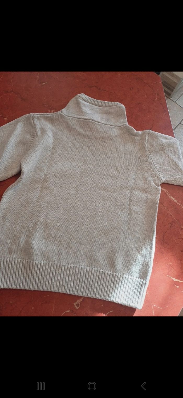 Pull garçon taille 8 ans - photo numéro 3