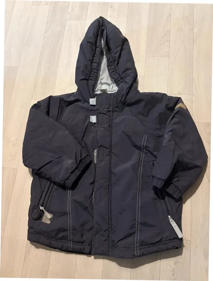 Manteau décathlon 3 ans bleu marine très bon état