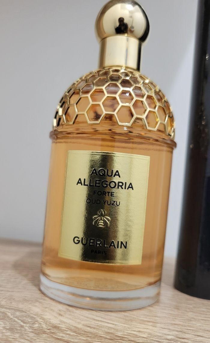 Aqua allegoria Oud Yuzu Forte Guerlain 125ML - photo numéro 3