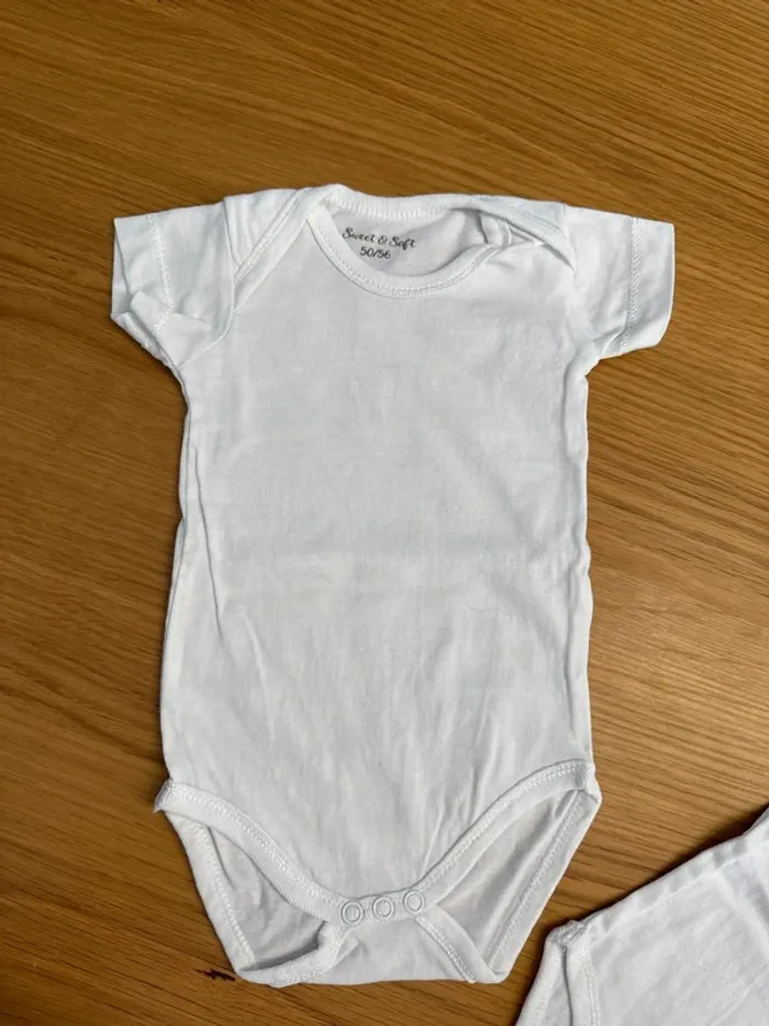 Lot de 6 bodies blancs manches courtes - photo numéro 2
