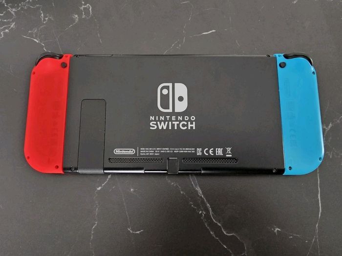 Nintendo Switch - photo numéro 4