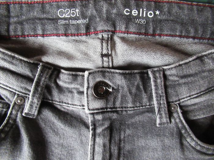 Jean's homme Celio C25t Slim Tapered 38 / M neuf - photo numéro 3
