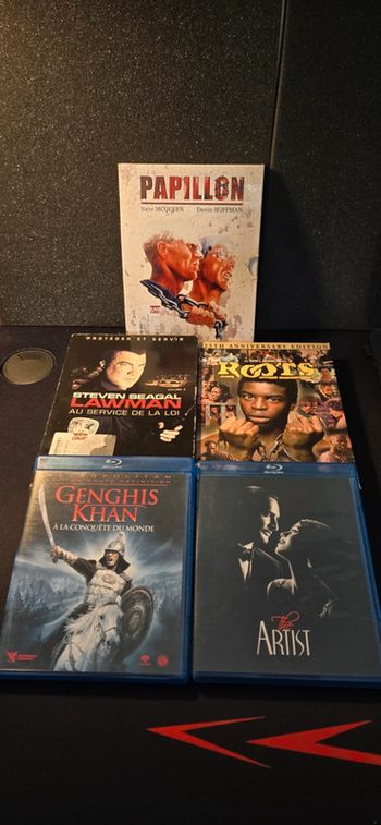 Lot de Blu-ray et coffret DVD