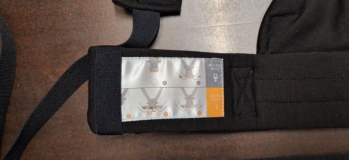 Porte bebe ergobaby embrace noir - photo numéro 2