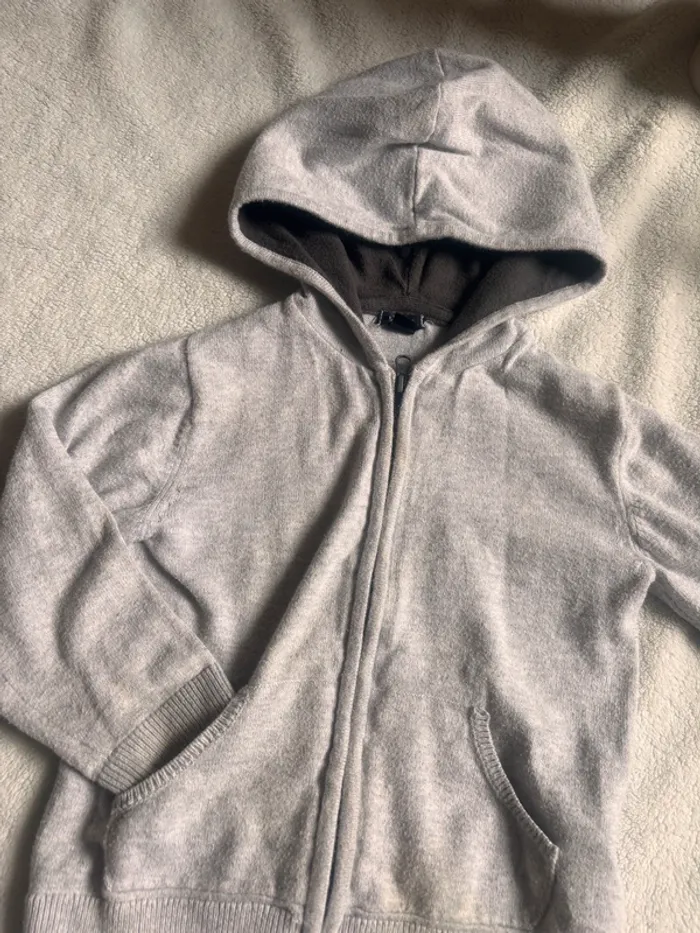 Gilet à capuche 24 mois - photo numéro 2