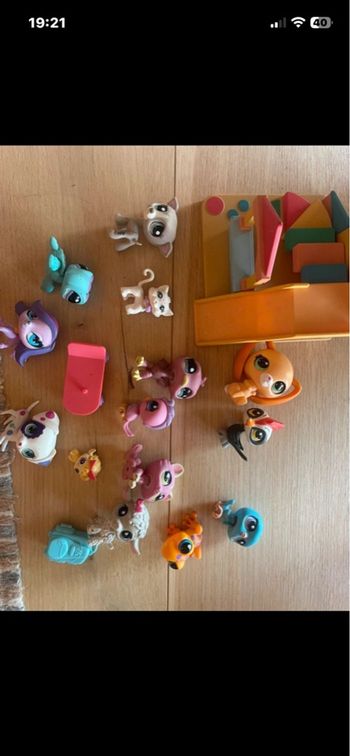 Lots de LPS et aire de jeux 