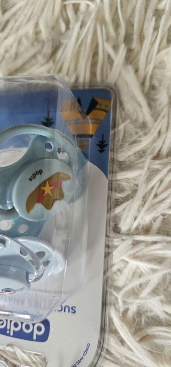 Lot de 6 sucettes anatomiques Dodie 6 mois + - photo numéro 5